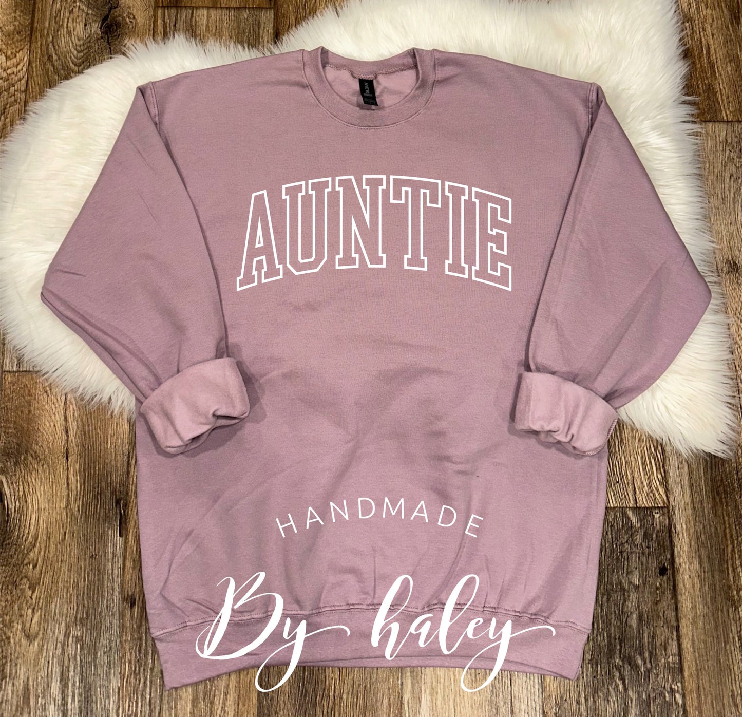 Auntie Crewneck