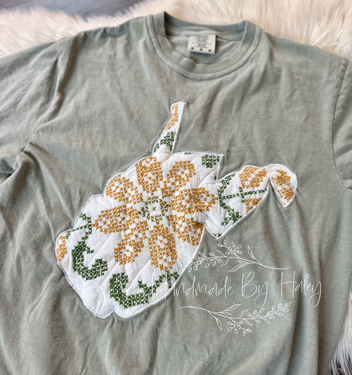Medium Quilted West Virginia T-Shirt