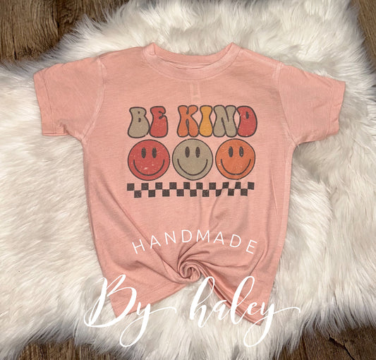 Be Kind Retro Smiley T-shirt