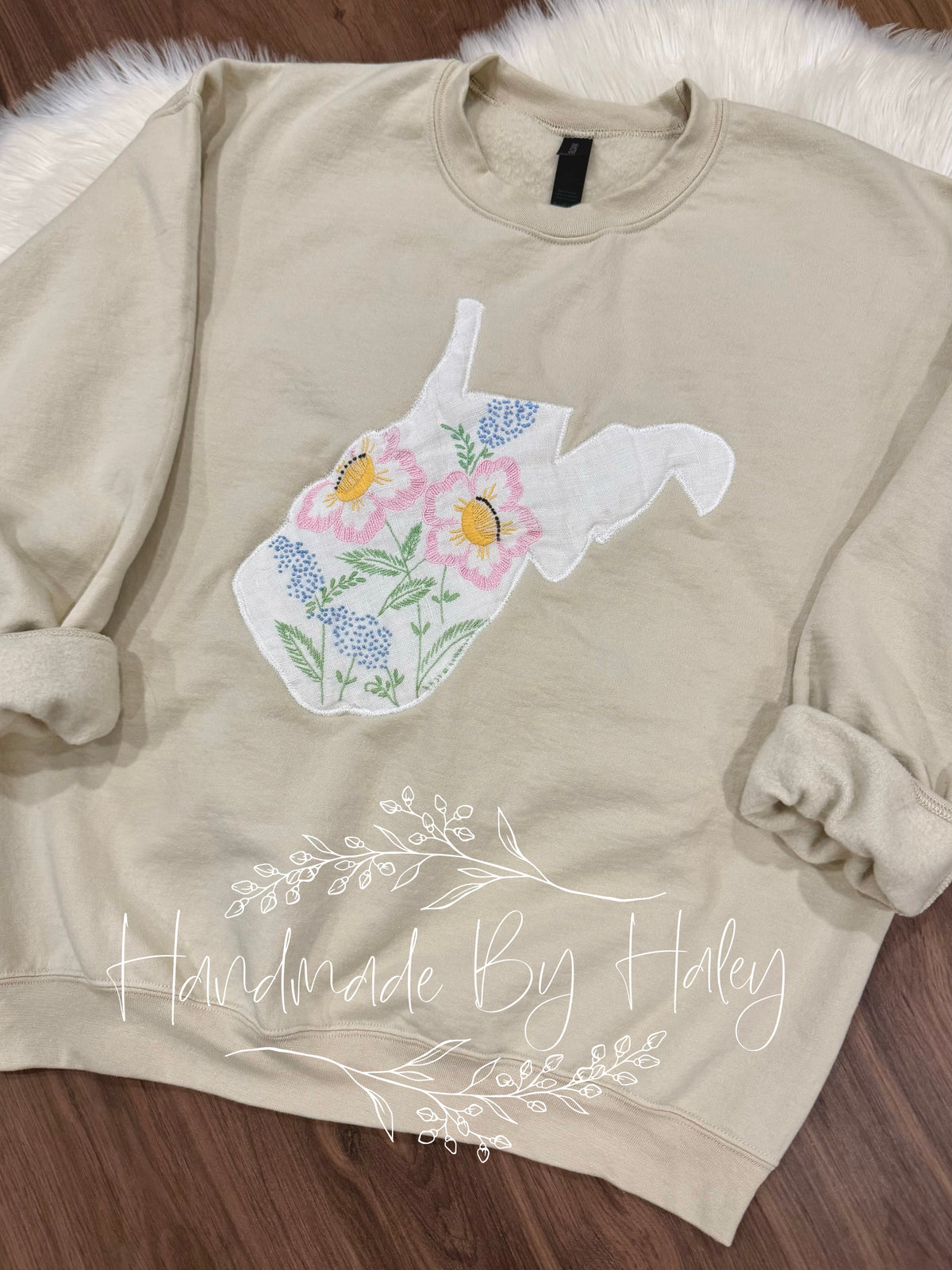 XL Floral Embroidered West Virginia Crewneck
