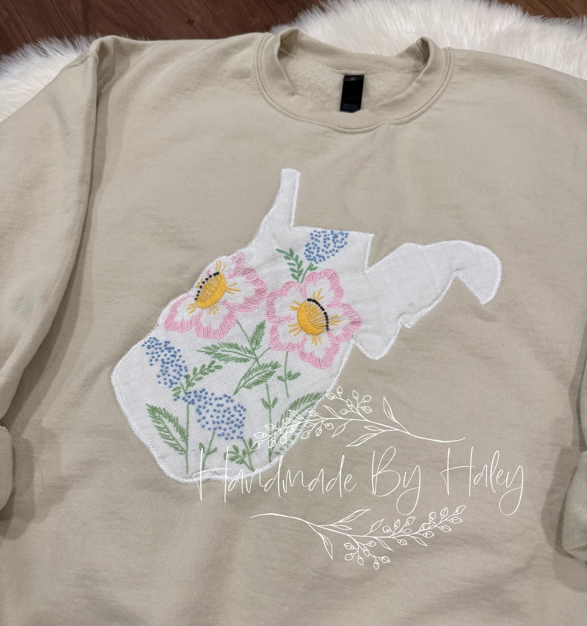 XL Floral Embroidered West Virginia Crewneck
